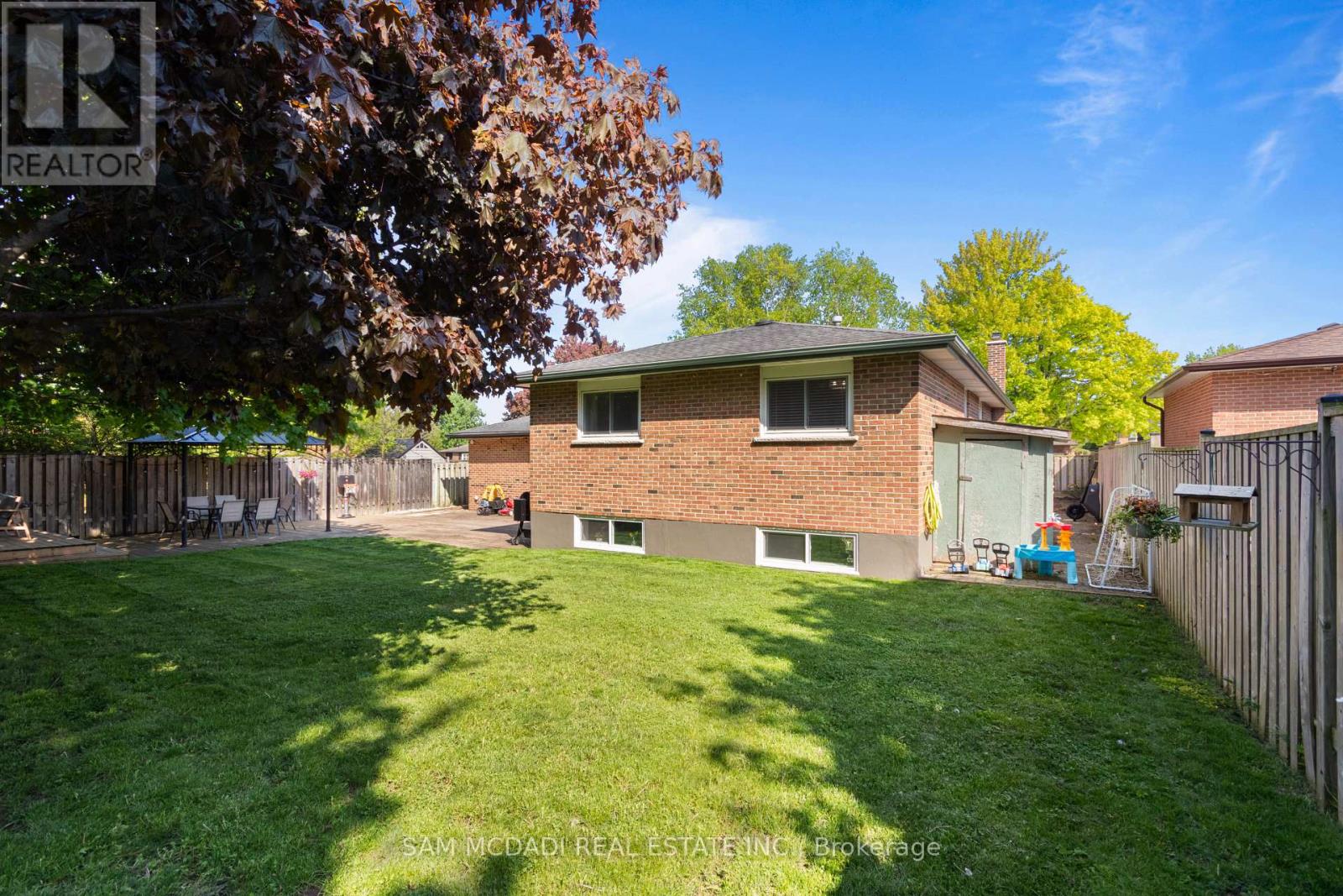 32 Milverton Close, Hamilton, Ontario  L8B 0A9 - Photo 35 - X13686750