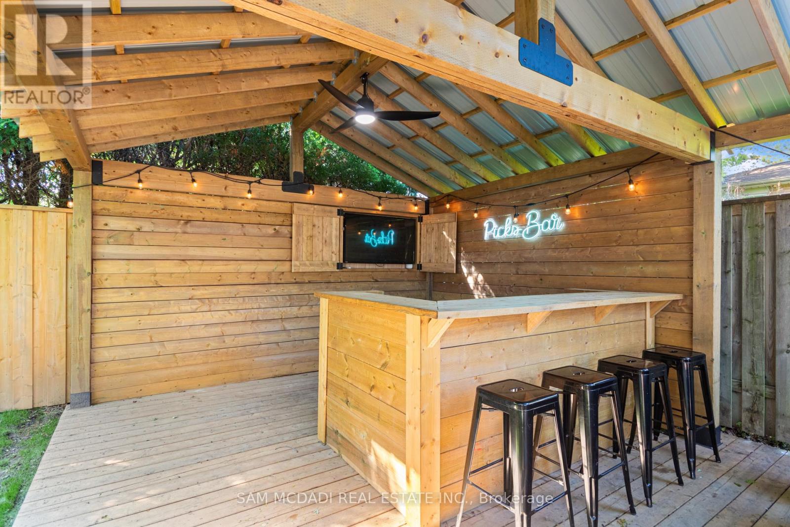 32 Milverton Close, Hamilton, Ontario  L8B 0A9 - Photo 42 - X13686832