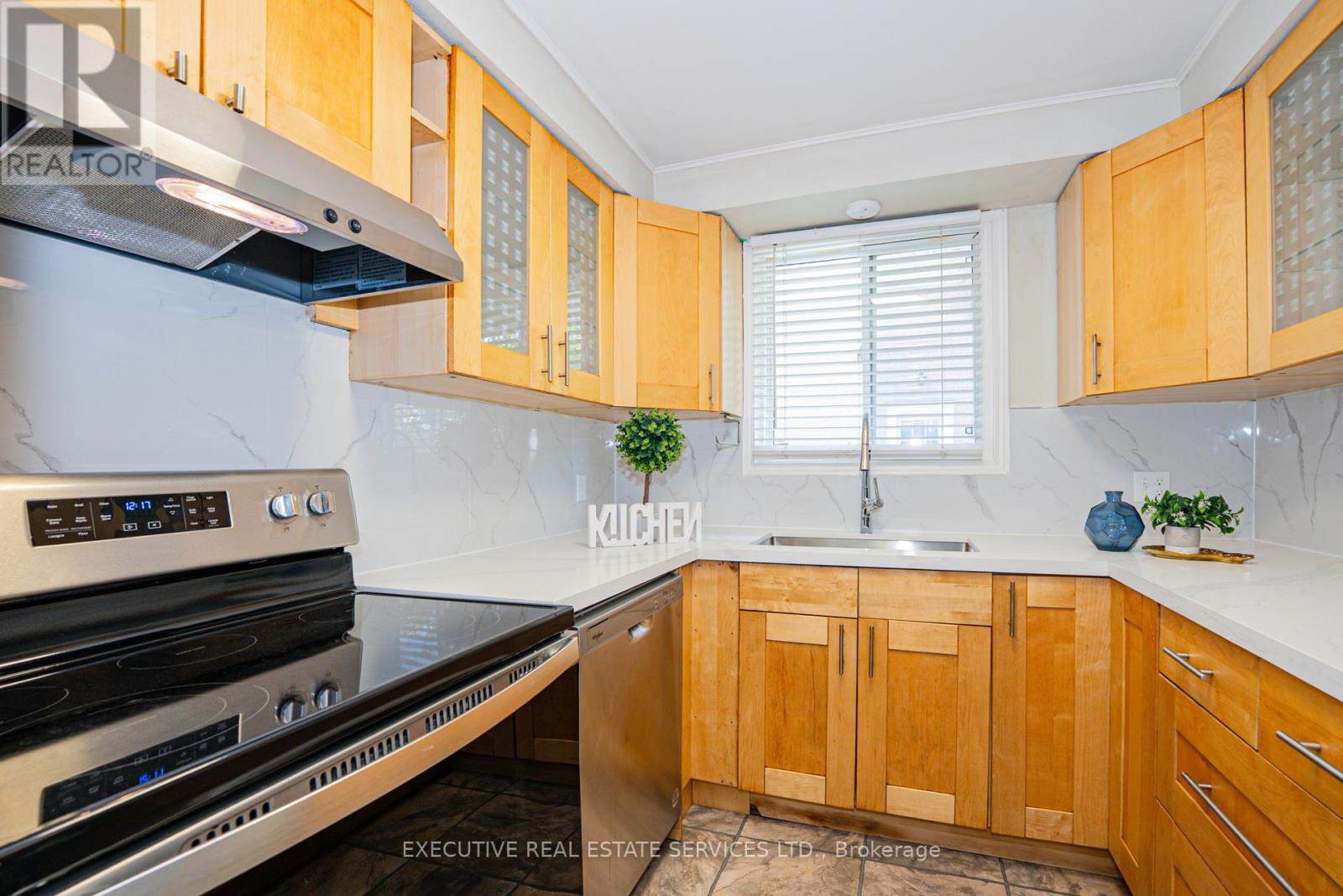77 Overlea Drive, Kitchener, Ontario  N2M 1S9 - Photo 11 - X13686924