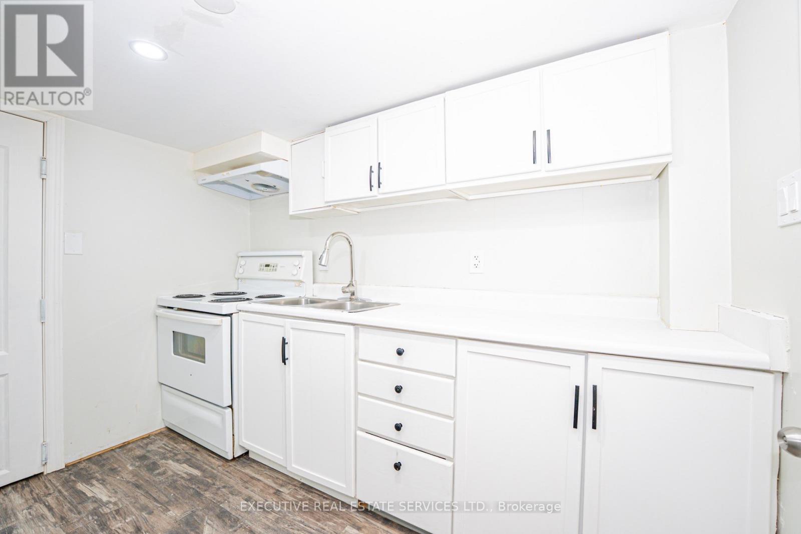 77 Overlea Drive, Kitchener, Ontario  N2M 1S9 - Photo 32 - X13686924