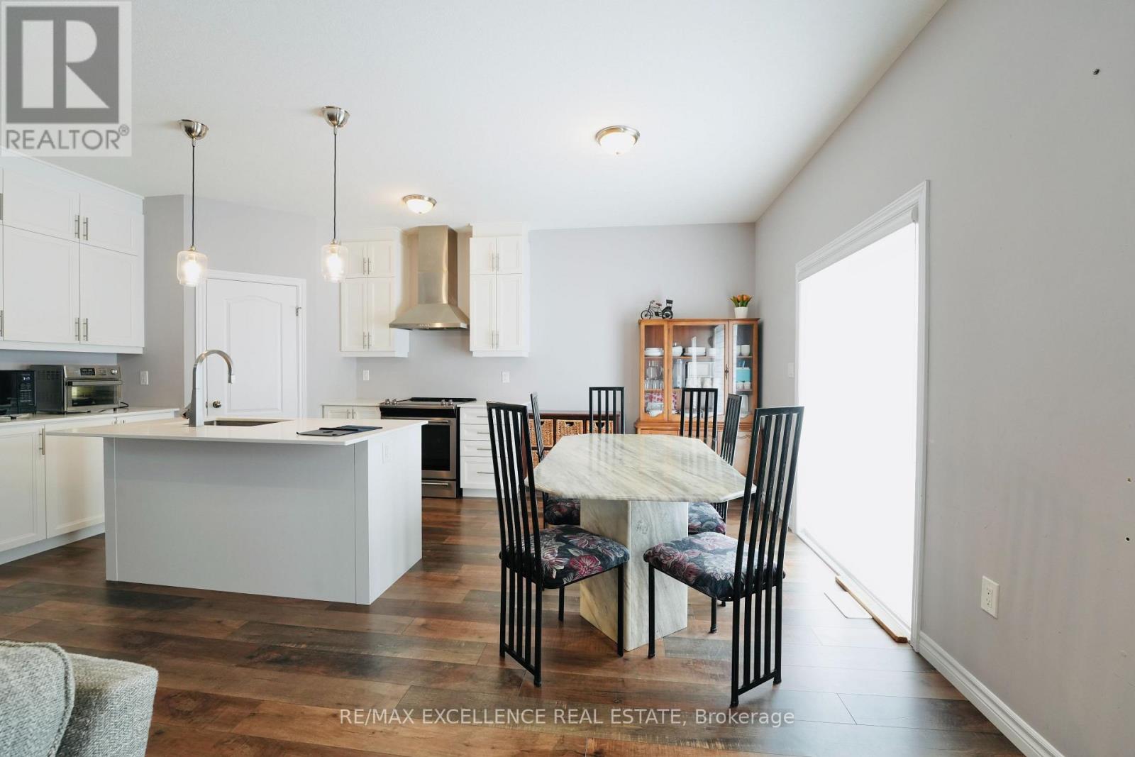 2443 Bennett Cross, London South, Ontario  N6M 0G6 - Photo 18 - X13687000