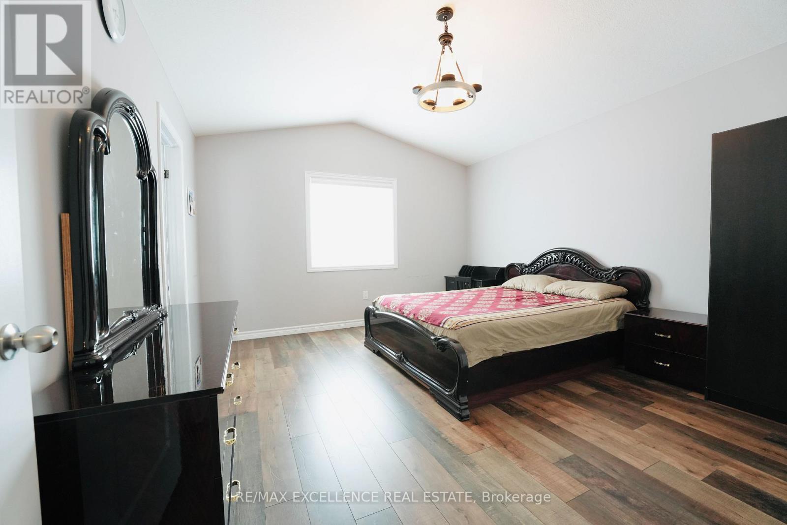 2443 Bennett Cross, London South, Ontario  N6M 0G6 - Photo 20 - X13687000