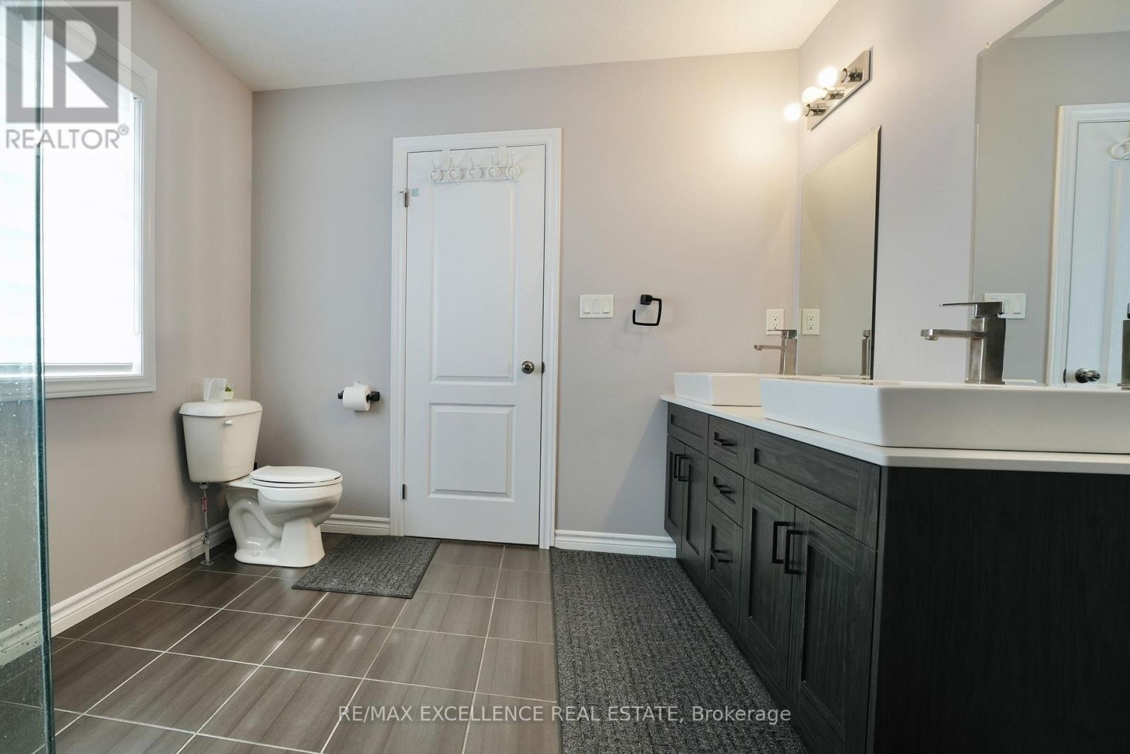 2443 Bennett Cross, London South, Ontario  N6M 0G6 - Photo 25 - X13687000