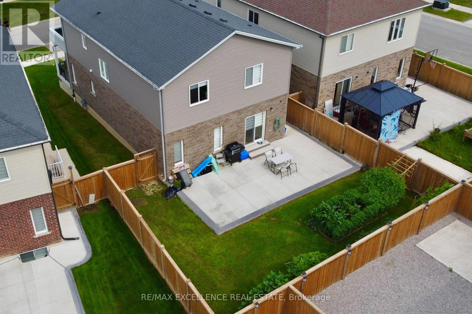 2443 Bennett Cross, London South, Ontario  N6M 0G6 - Photo 33 - X13687000