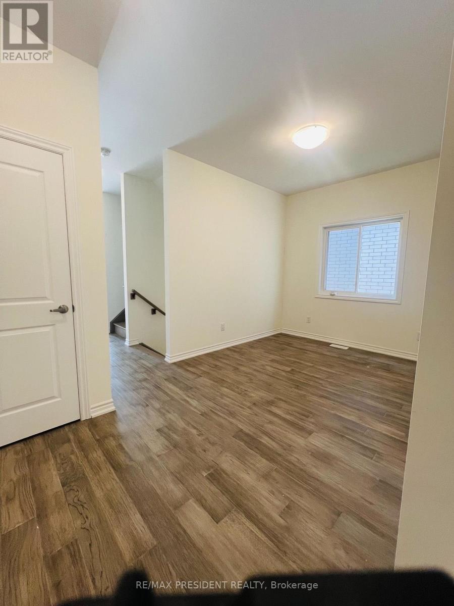 304 Louise Street, Welland, Ontario  L3B 0H8 - Photo 6 - X13687012
