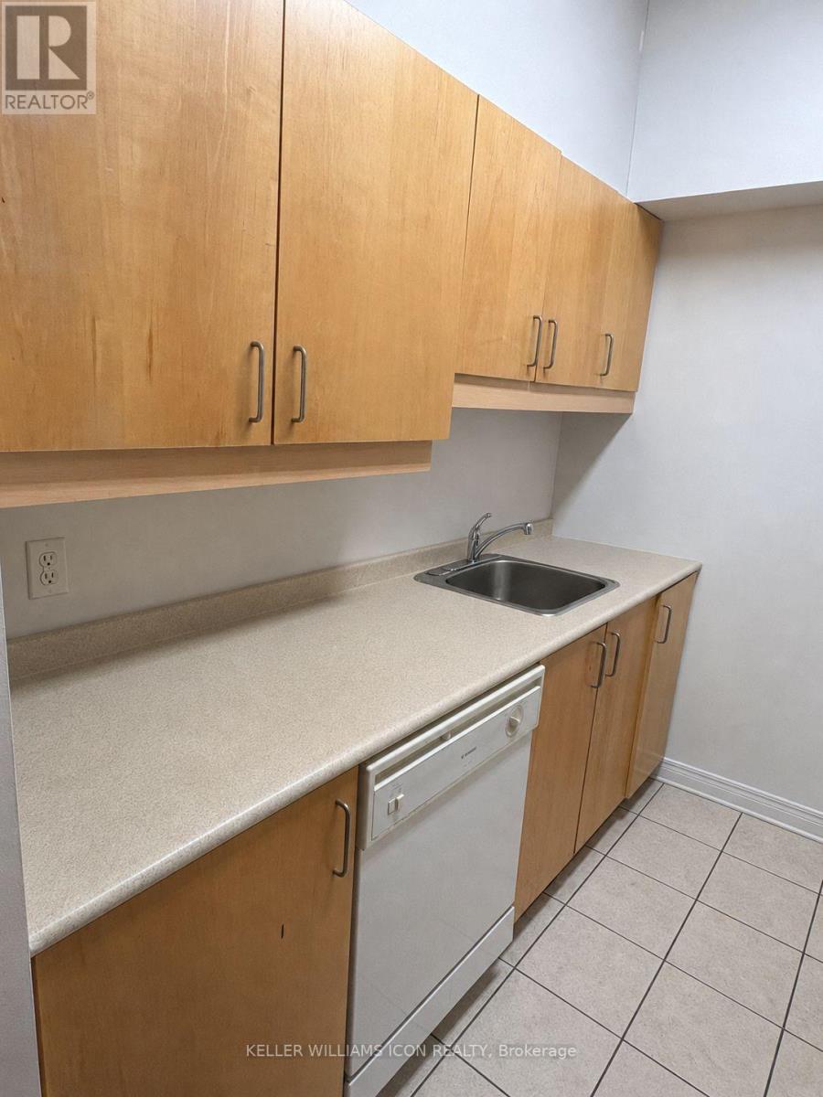 105 - 429 Somerset Street W, Ottawa, Ontario  K2P 2P5 - Photo 7 - X13670084
