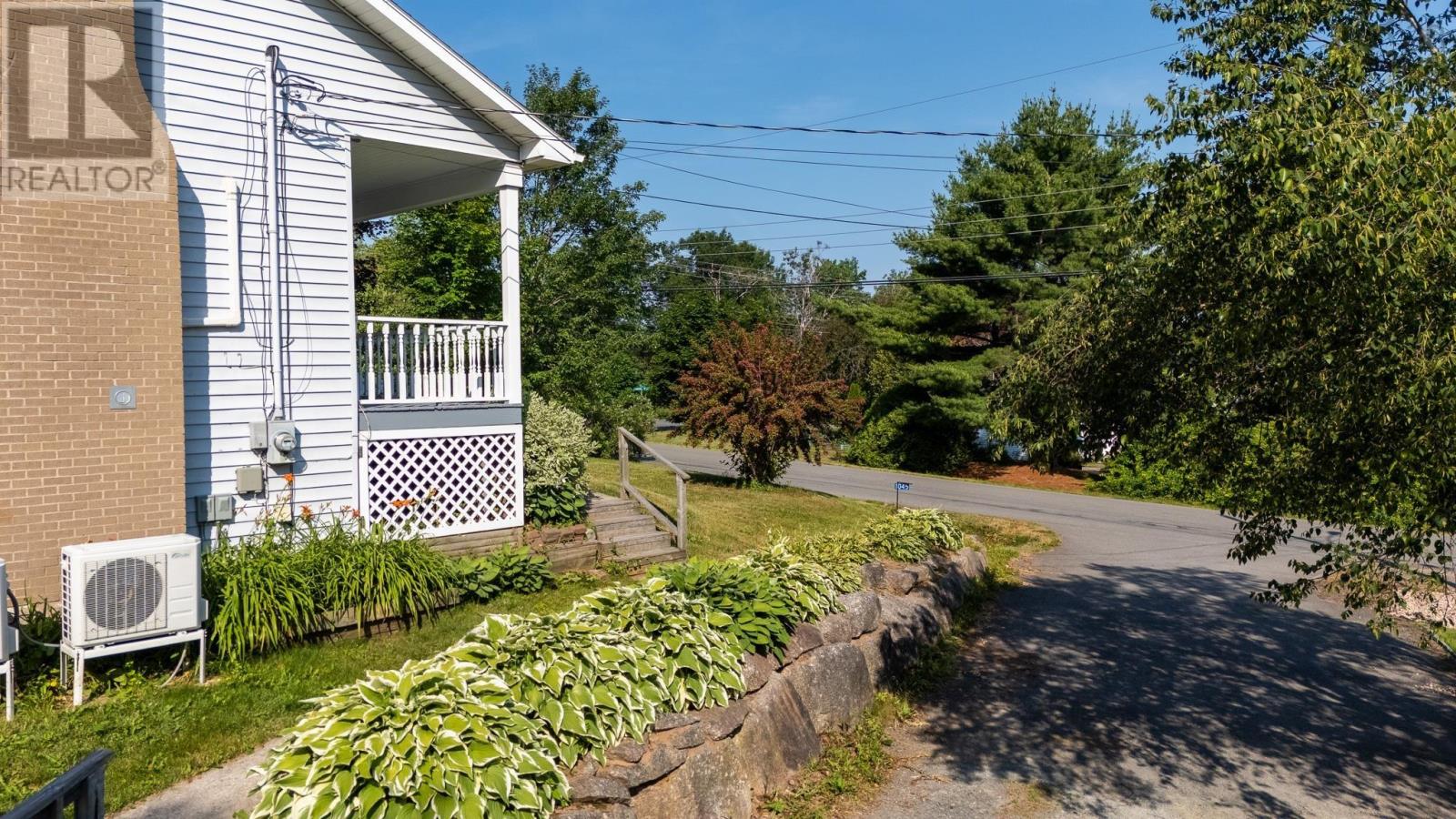 1045 Club Crescent, New Minas, Nova Scotia  B4N 5N7 - Photo 7 - 202617516