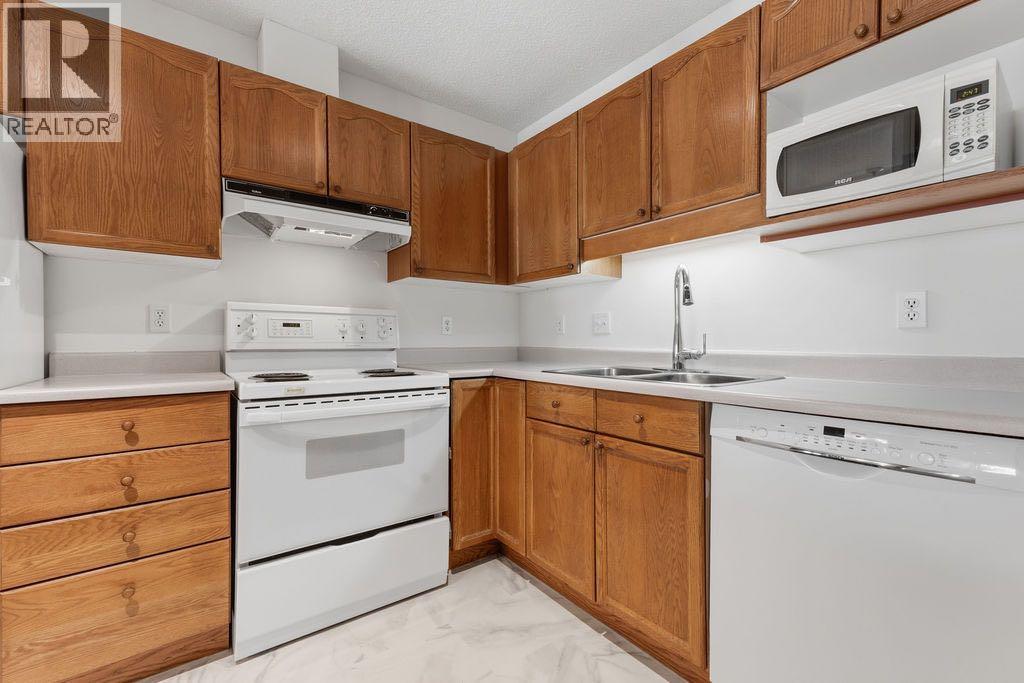 1210, 1210 Sienna Park Green SW, Calgary, Alberta  T3H 3N7 - Photo 16 - A2329082