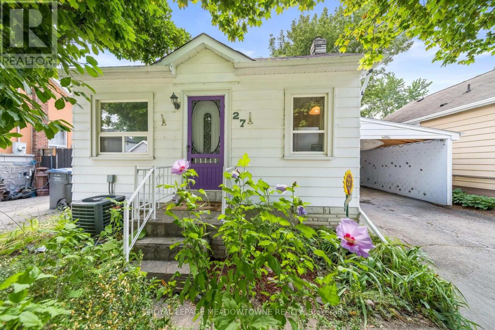 27 ROYCE AVENUE, Brampton, Ontario