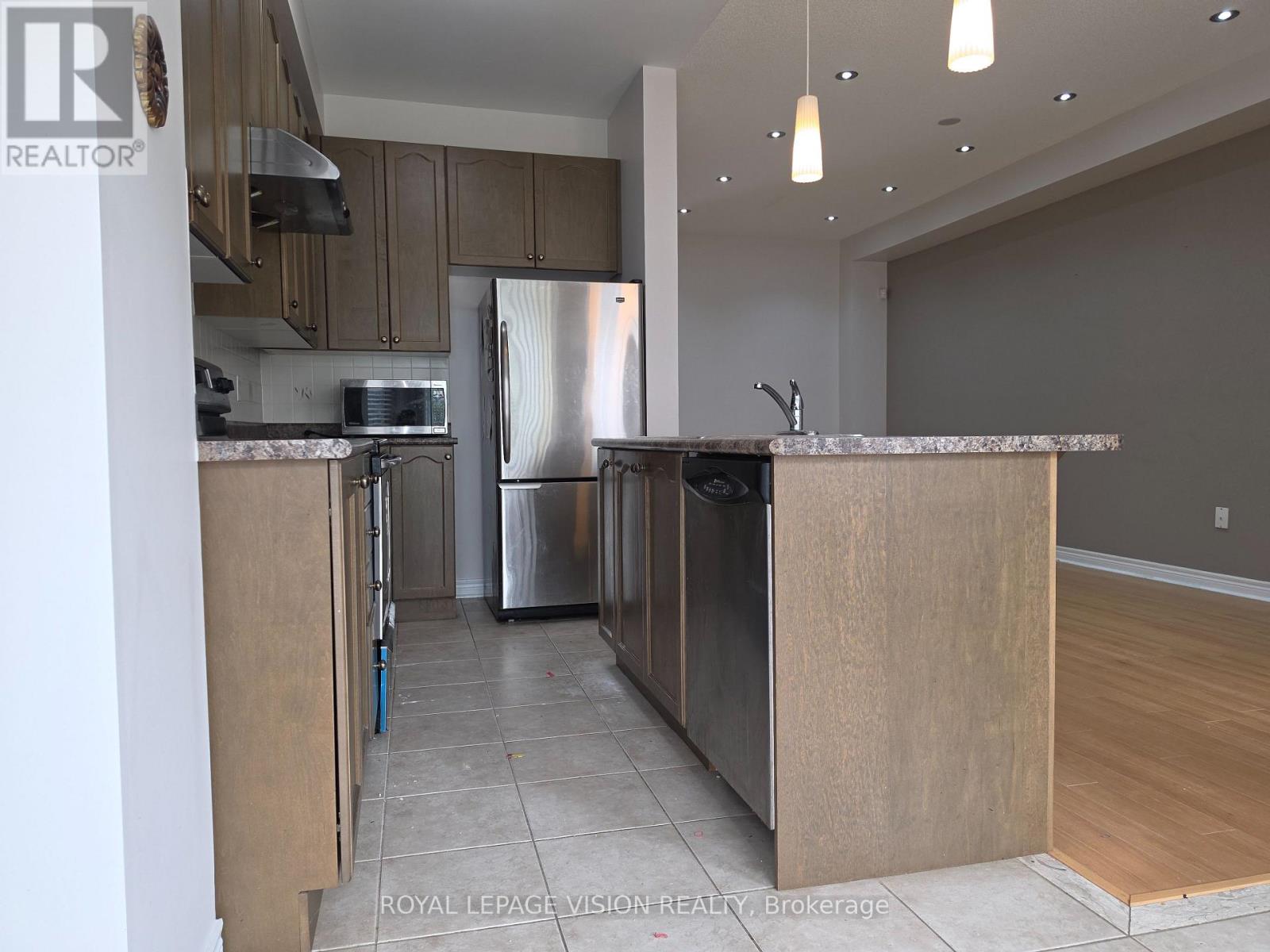 5559 Bonnie Street, Mississauga, Ontario  L5M 0N7 - Photo 11 - W13686444