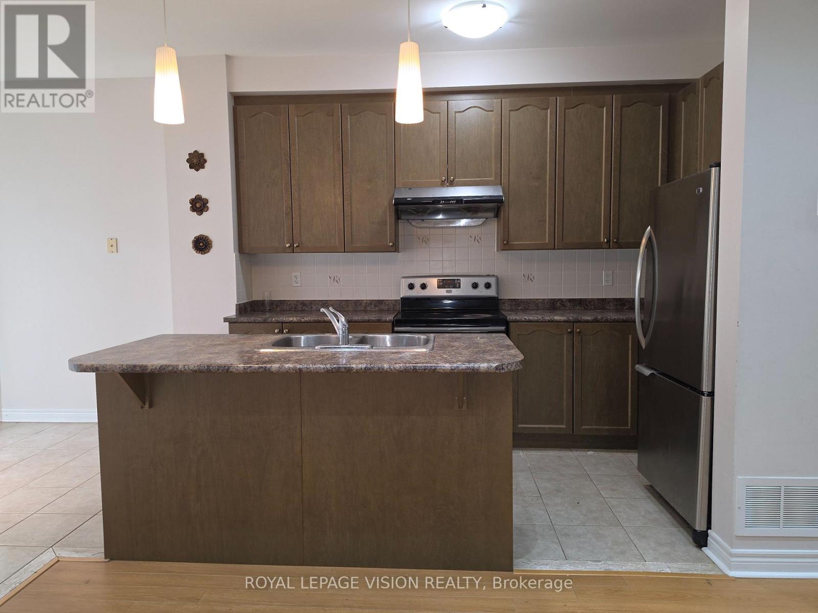 5559 Bonnie Street, Mississauga, Ontario  L5M 0N7 - Photo 9 - W13686444