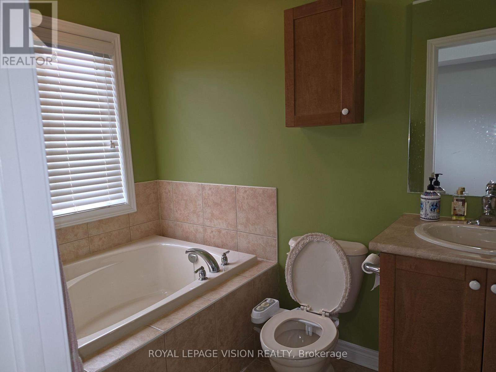 5559 Bonnie Street, Mississauga, Ontario  L5M 0N7 - Photo 25 - W13686444
