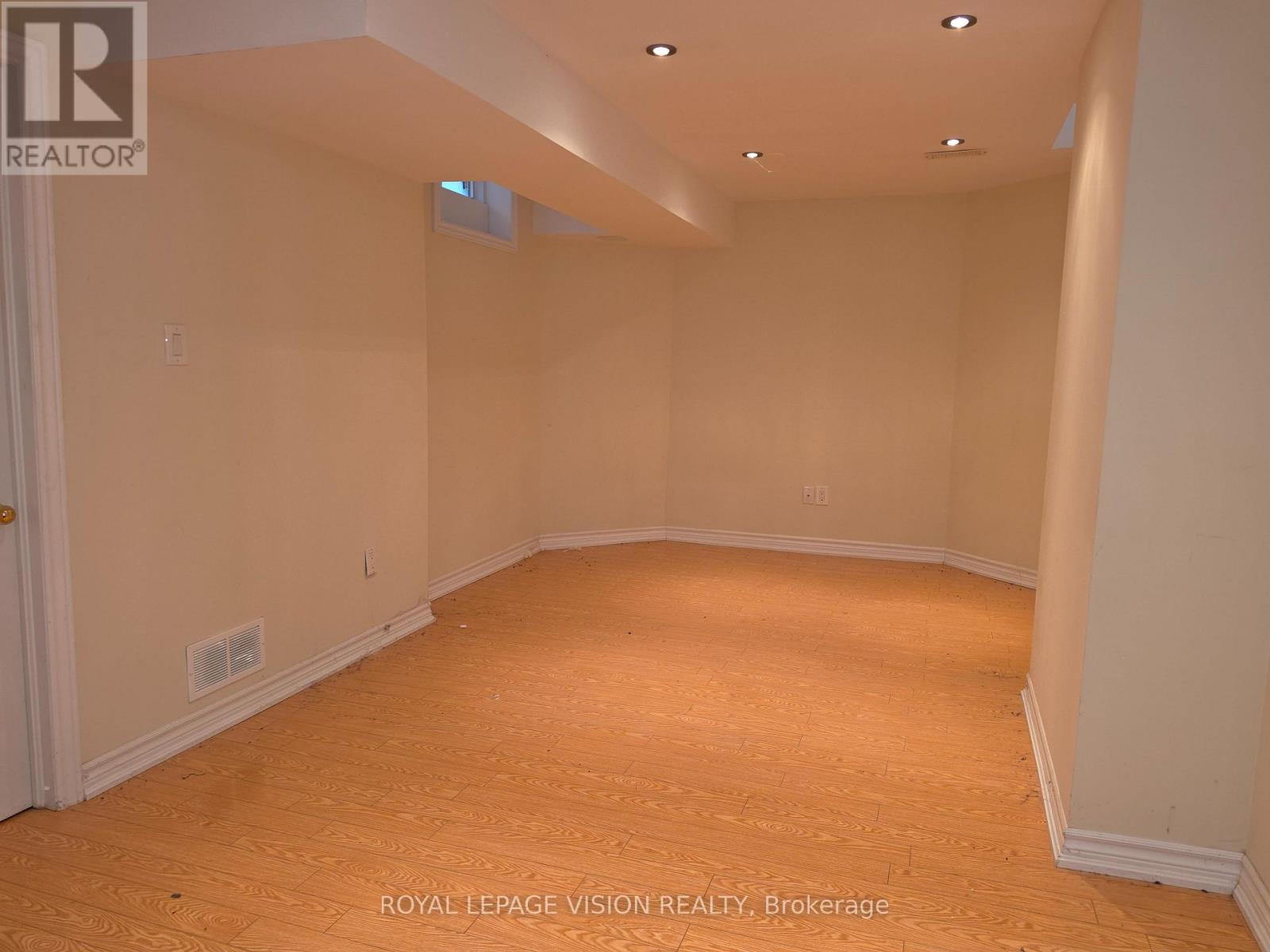 5559 Bonnie Street, Mississauga, Ontario  L5M 0N7 - Photo 29 - W13686444
