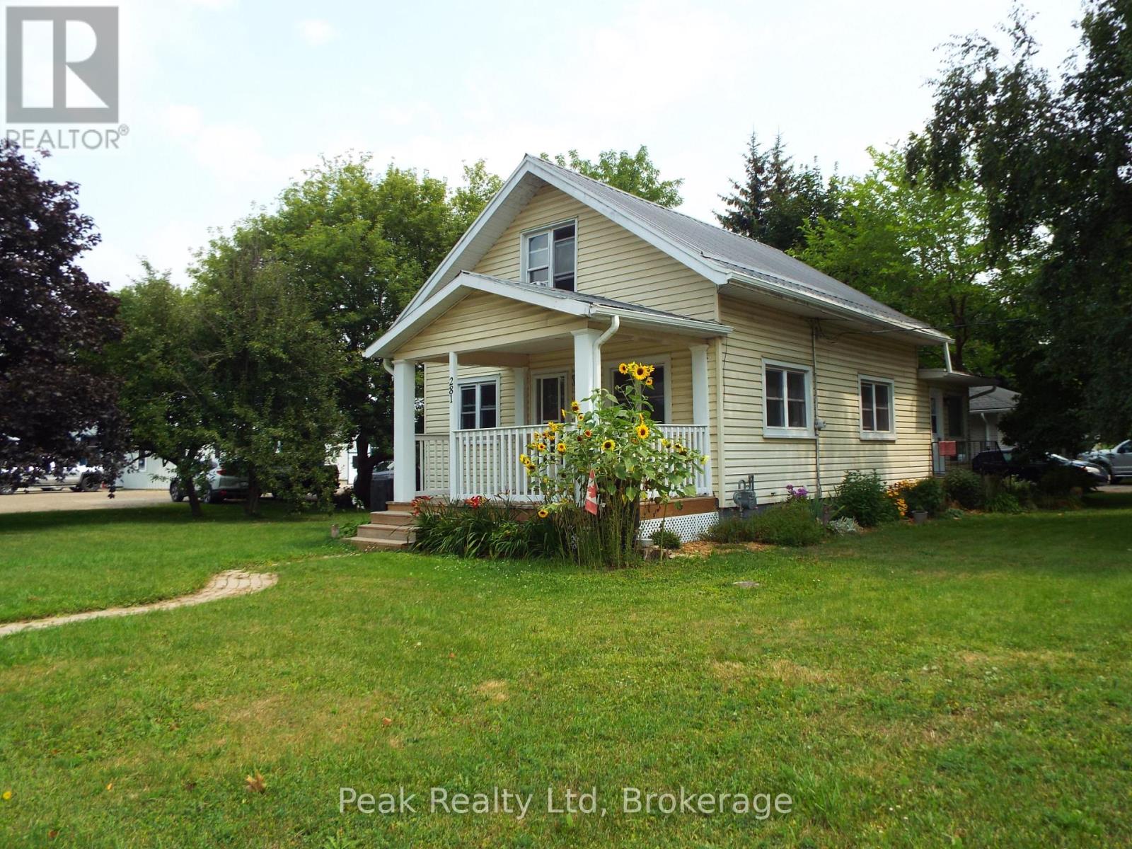 281 TURNBERRY STREET, Huron East, Ontario