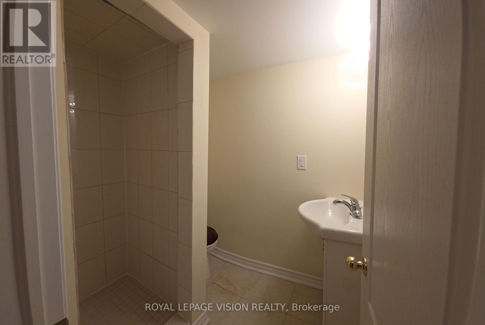 5559 Bonnie Street, Mississauga, Ontario  L5M 0N7 - Photo 31 - W13686444