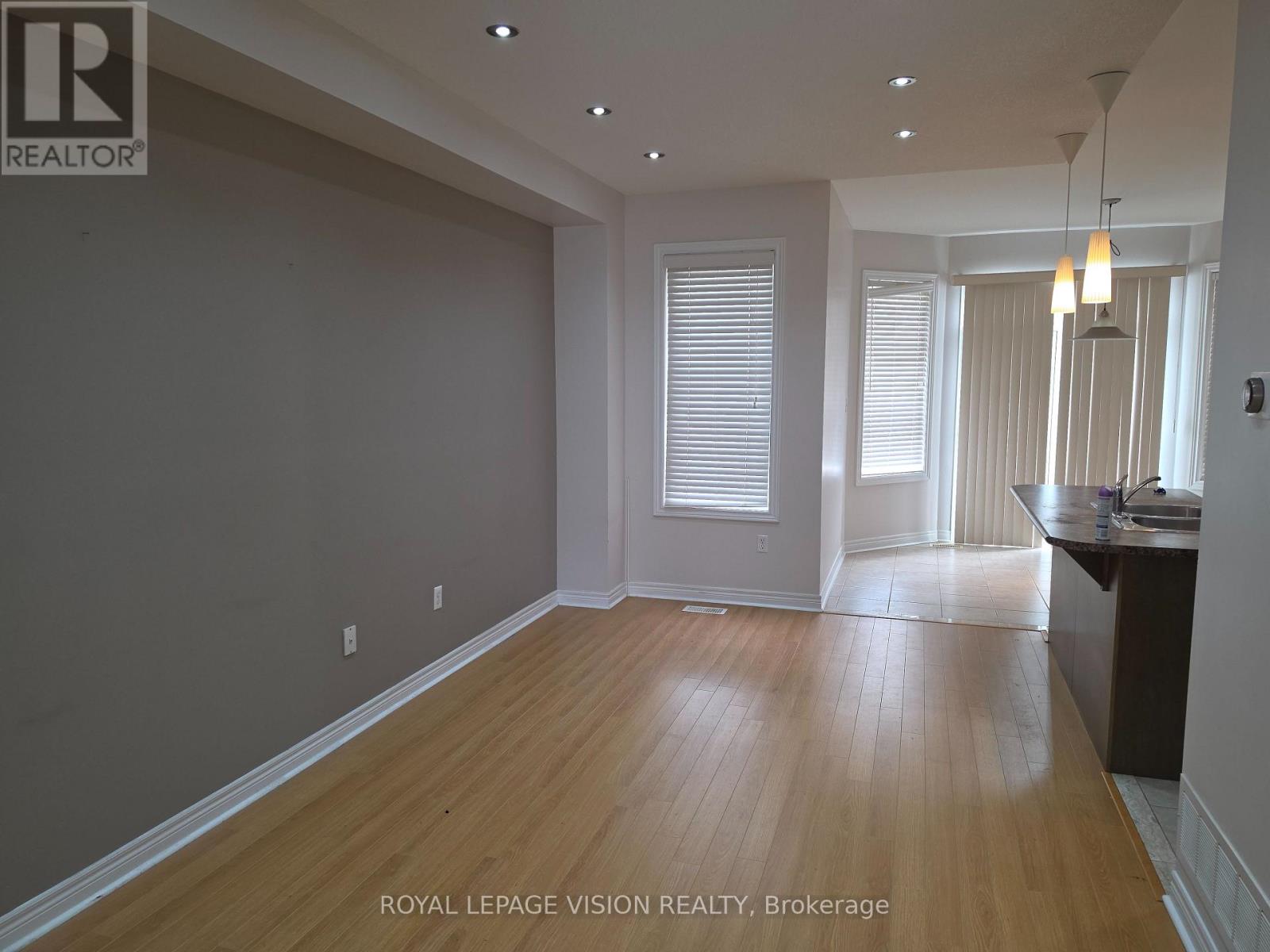 5559 Bonnie Street, Mississauga, Ontario  L5M 0N7 - Photo 8 - W13686444