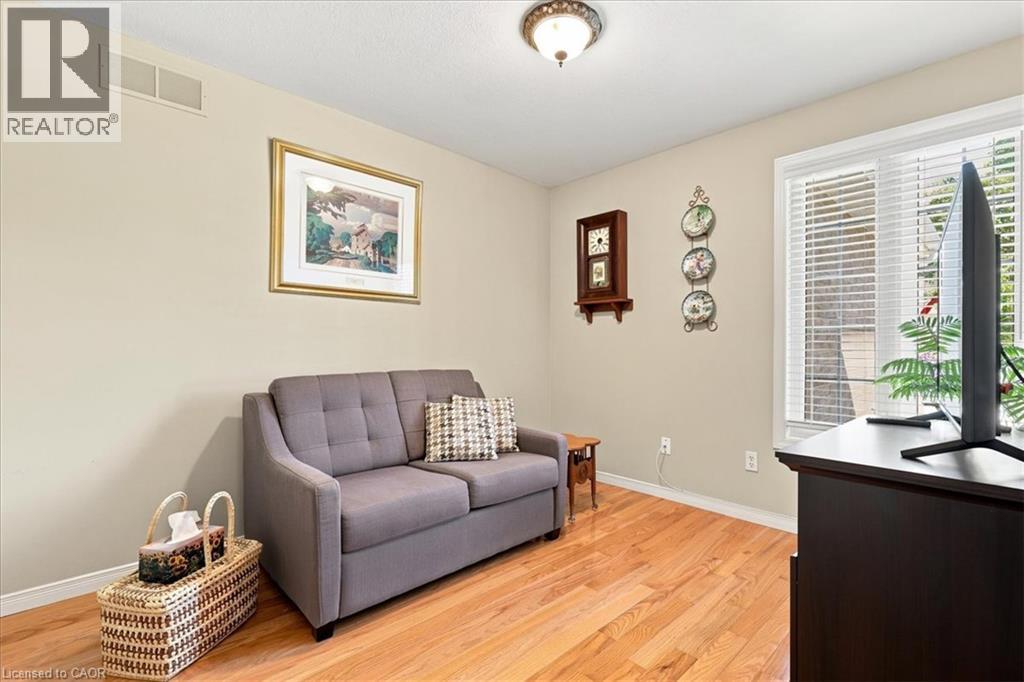 1550 Gordon Street Unit# 18, Guelph, Ontario  N1L 1C7 - Photo 6 - 40851974