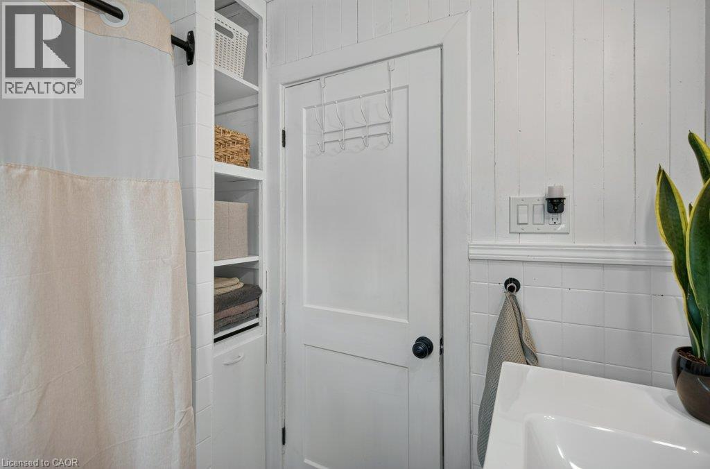 15 Crockett Street, Hamilton, Ontario  L8V 1G8 - Photo 32 - 40855985