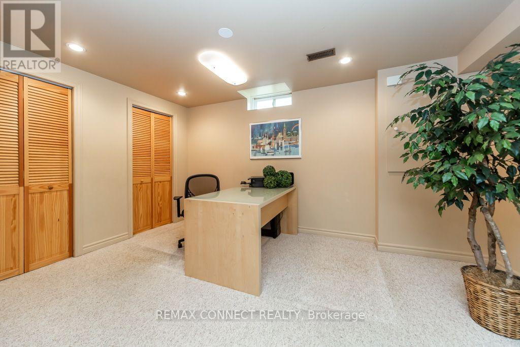 3631 Kelso Crescent, Mississauga, Ontario  L5L 4R9 - Photo 31 - W13686276