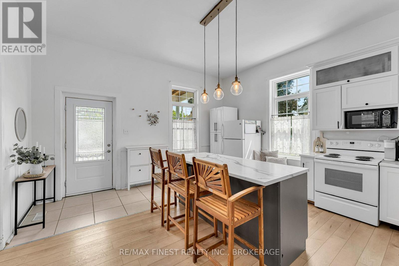 136 Robert Street, Greater Napanee, Ontario  K7R 2M5 - Photo 9 - X13687062