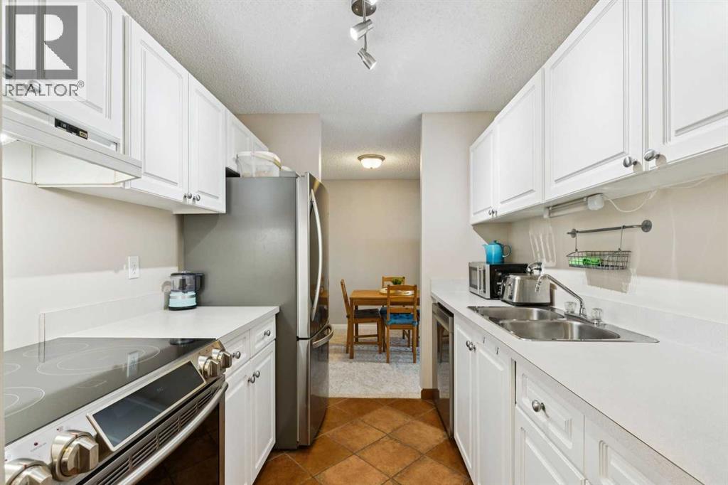 4308, 385 Patterson Hill SW, Calgary, Alberta  T3H 2P3 - Photo 4 - A2304930