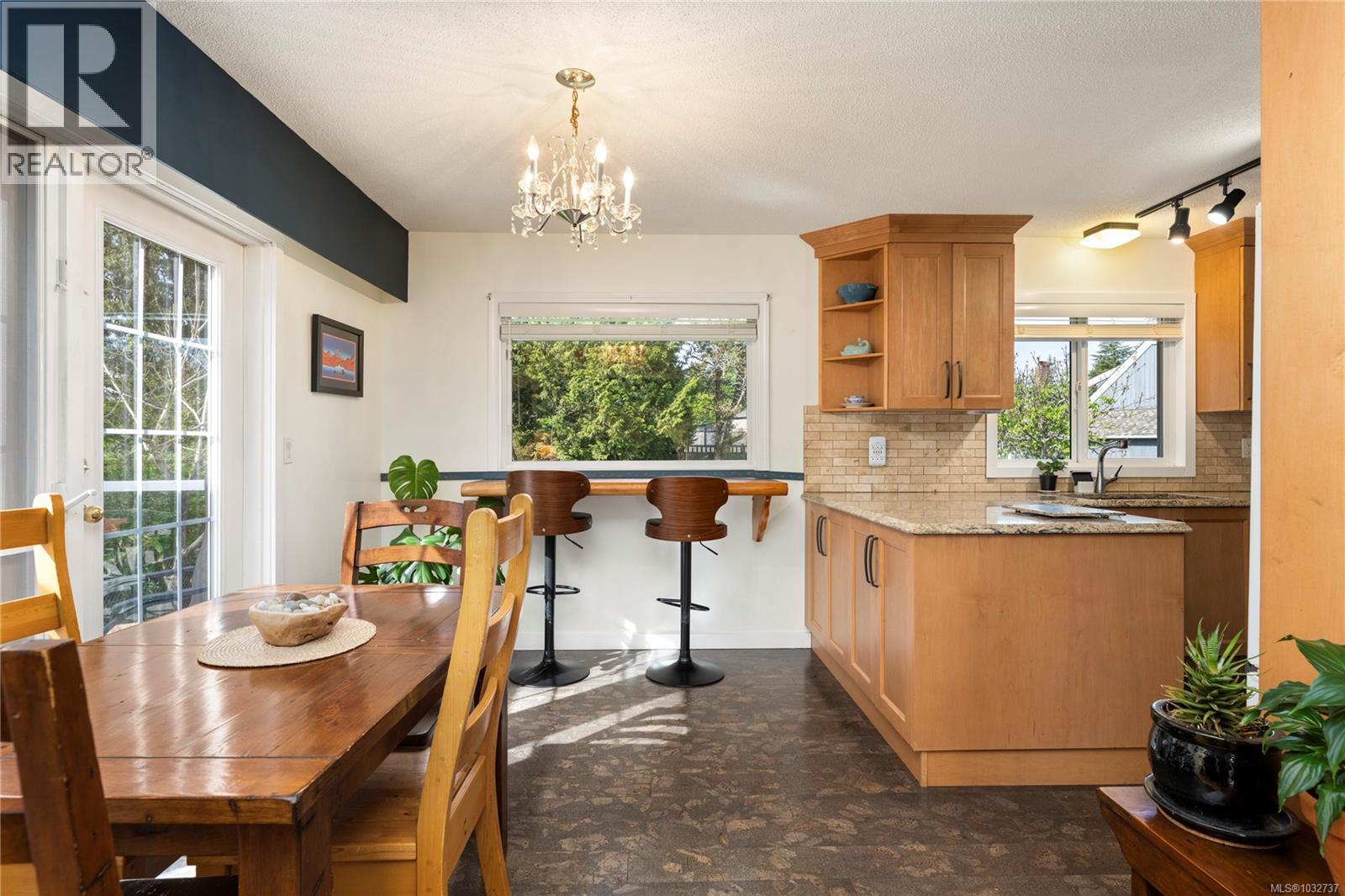 1677 Acacia Rd, Nanoose Bay, British Columbia  V9P 9C6 - Photo 8 - 1032737