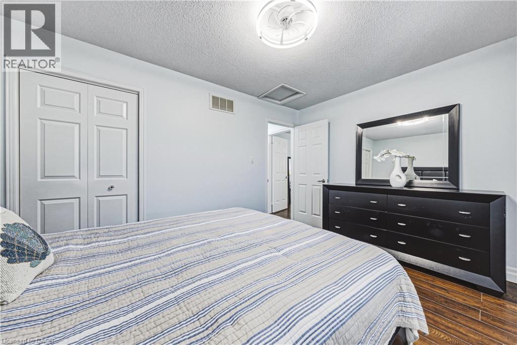 2206 Donald Road, Burlington, Ontario  L7M 3R9 - Photo 17 - 40848514