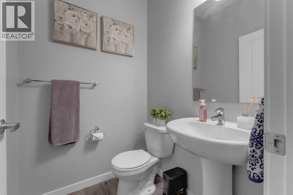 217 Lucas Crescent NW, Calgary, Alberta  T3P 1M8 - Photo 6 - A2336971