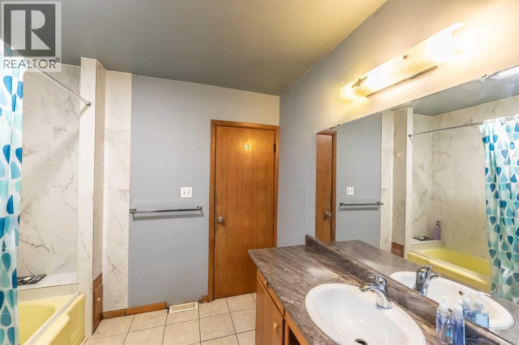 2628 Capitol Hill Crescent NW, Calgary, Alberta  T2M 4C3 - Photo 15 - A2338214