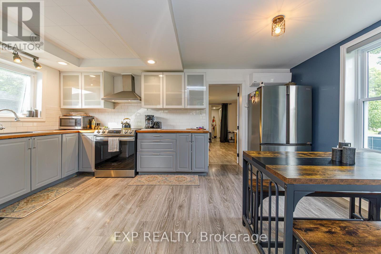 22 St Johns Way, Arnprior, Ontario  K7S 2B8 - Photo 4 - X13687154