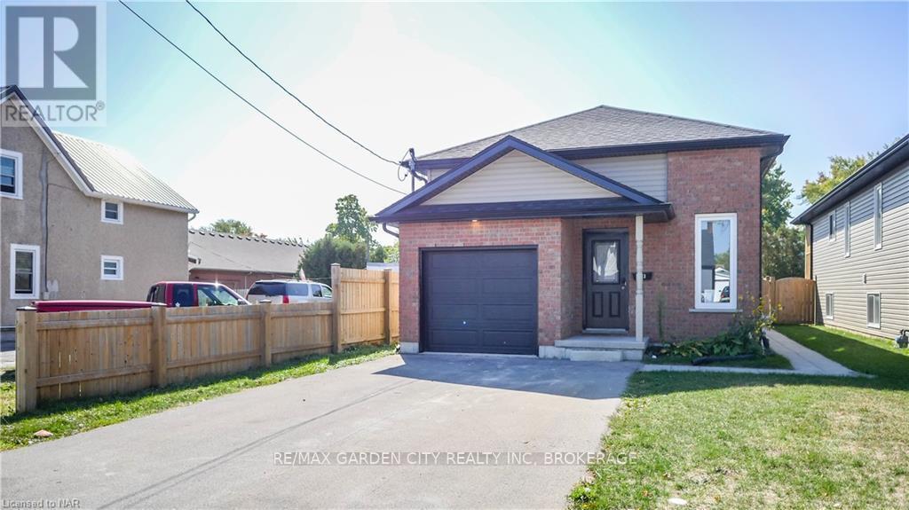 Lower - 113 Thorold Road, Welland, Ontario  L3C 3V1 - Photo 2 - X13687114