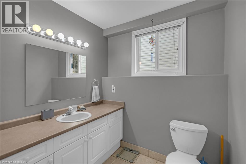 5 Passmore Court, Brantford, Ontario  N3S 7V3 - Photo 15 - 40856586