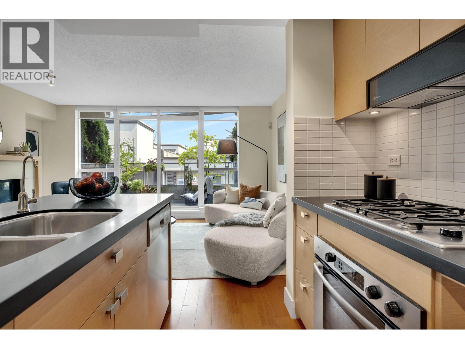 202 1530 W 8th Avenue, Vancouver, British Columbia  V6J 5M6 - Photo 14 - R3156696