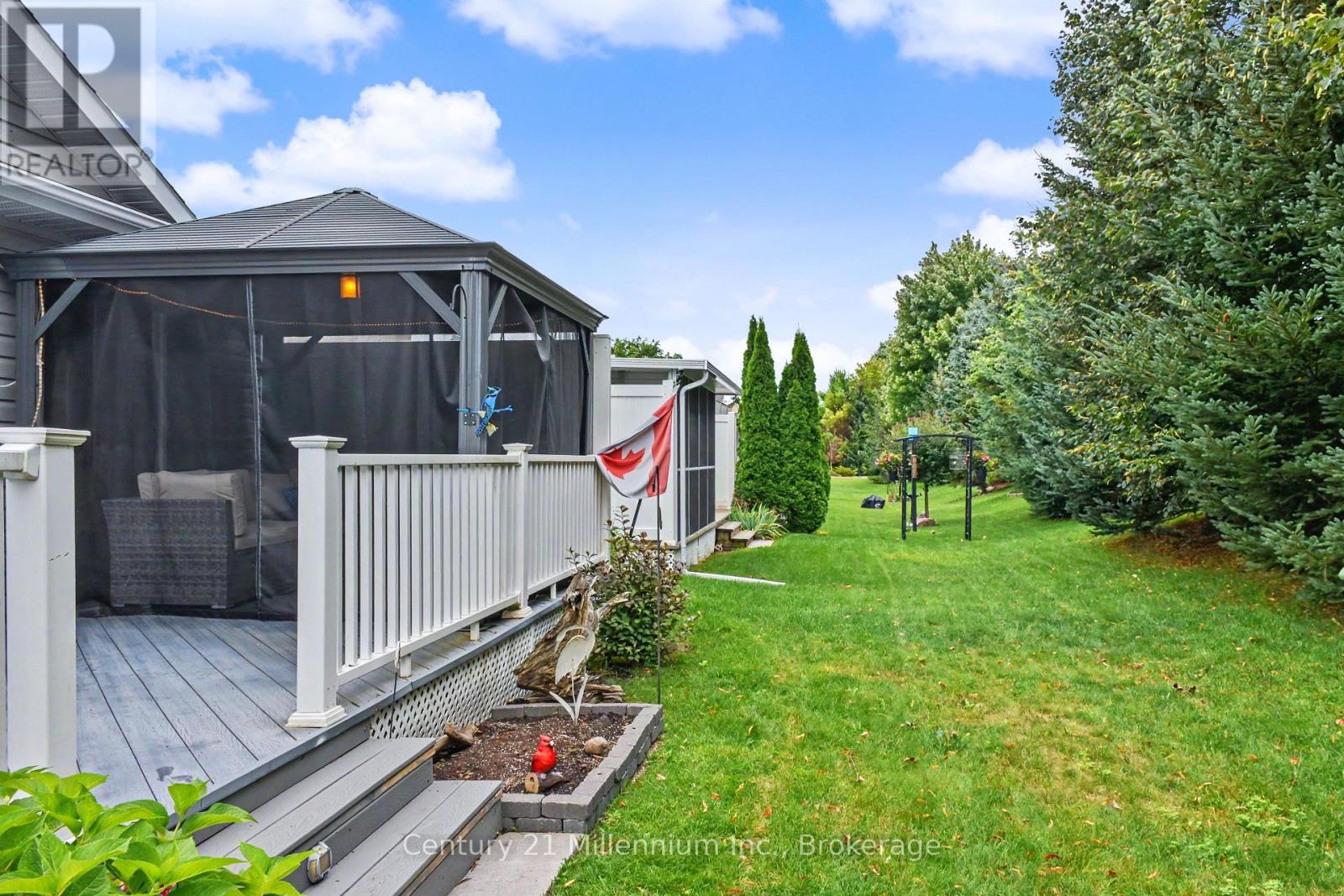 28 New York Avenue, Wasaga Beach, Ontario  L9Z 3A8 - Photo 25 - S13687132