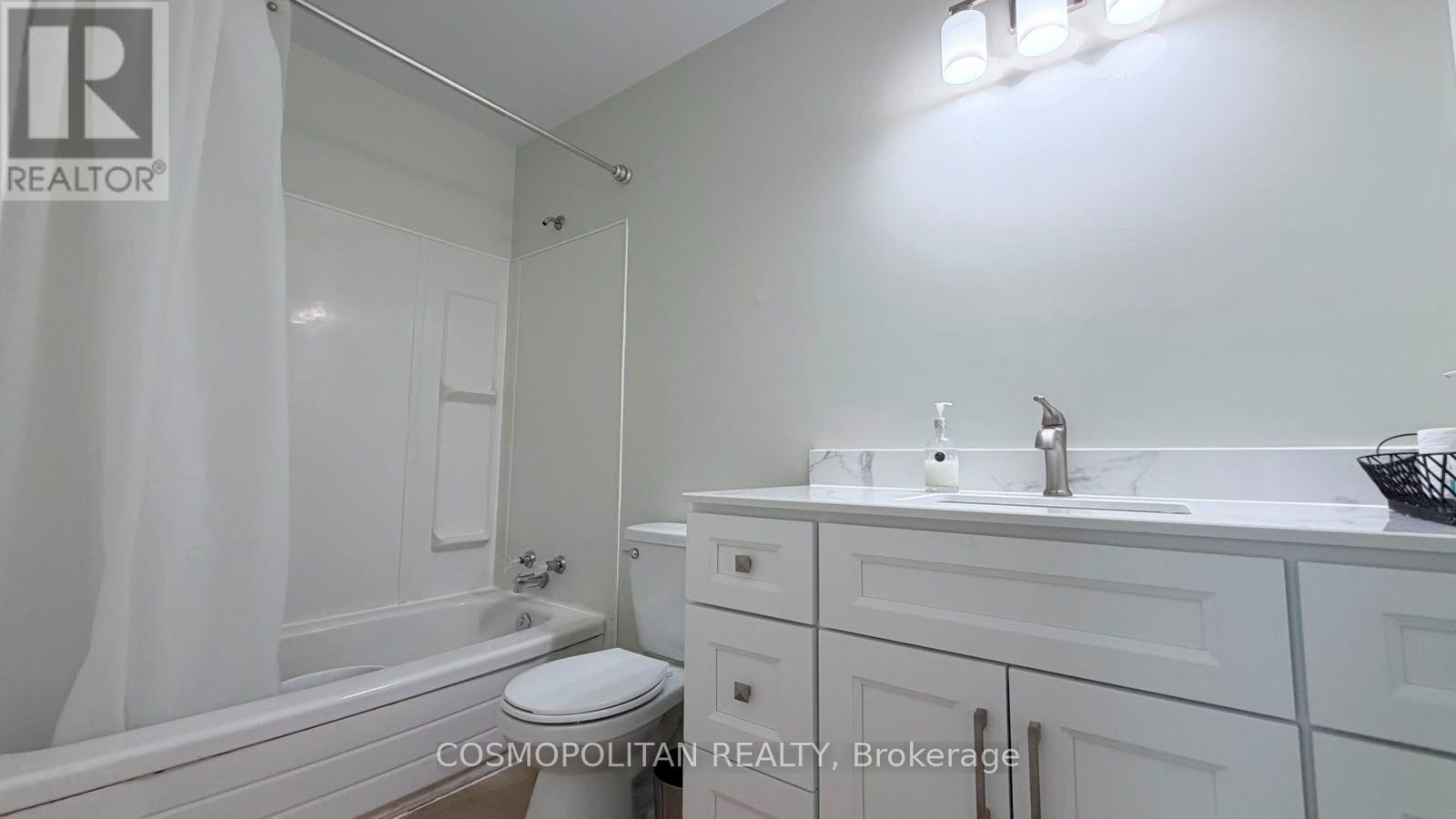 7709 Ronnie Crescent, Niagara Falls, Ontario  L2G 7M1 - Photo 6 - X13684890