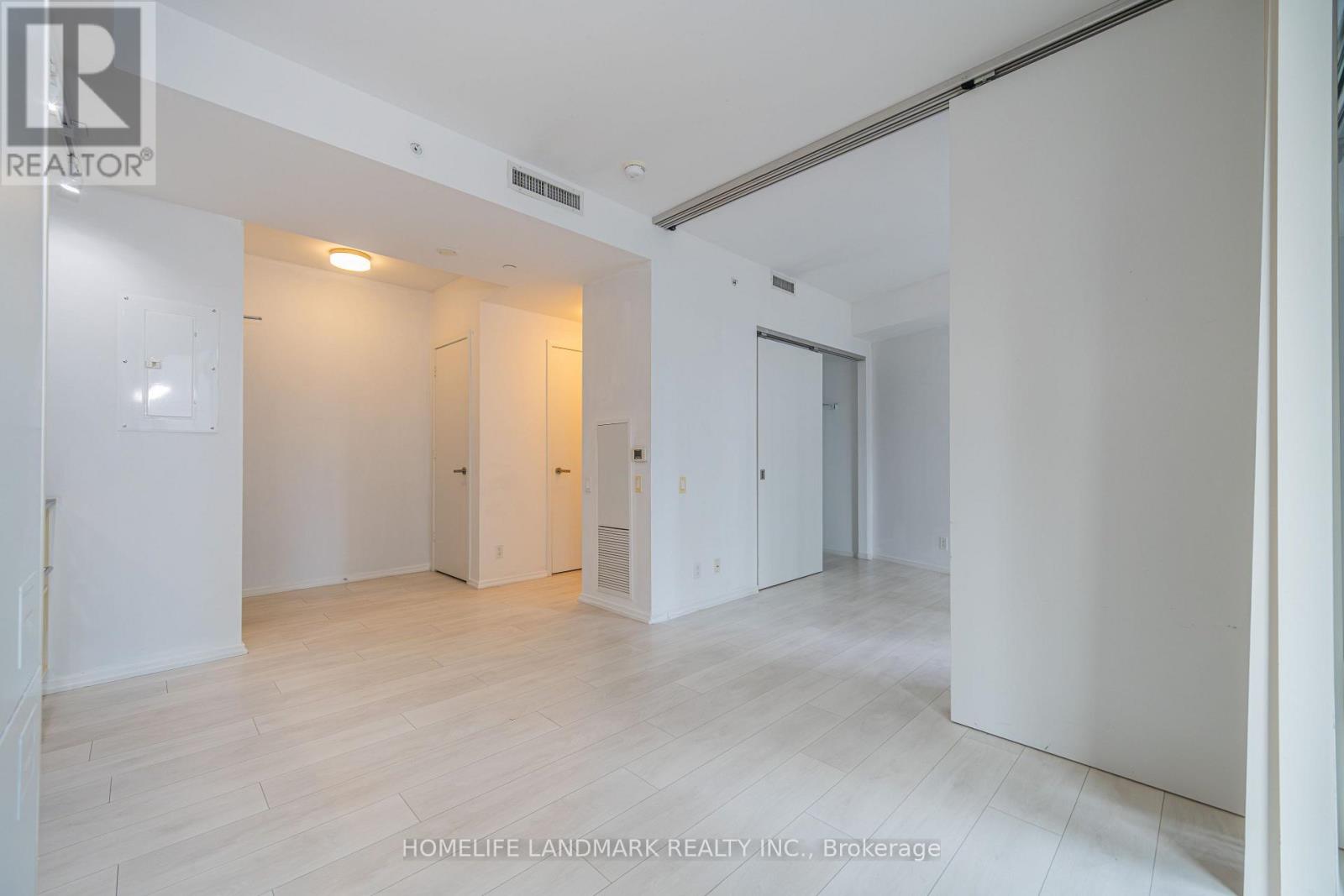1512 - 125 Peter Street, Toronto, Ontario  M5V 0M2 - Photo 7 - C13687138