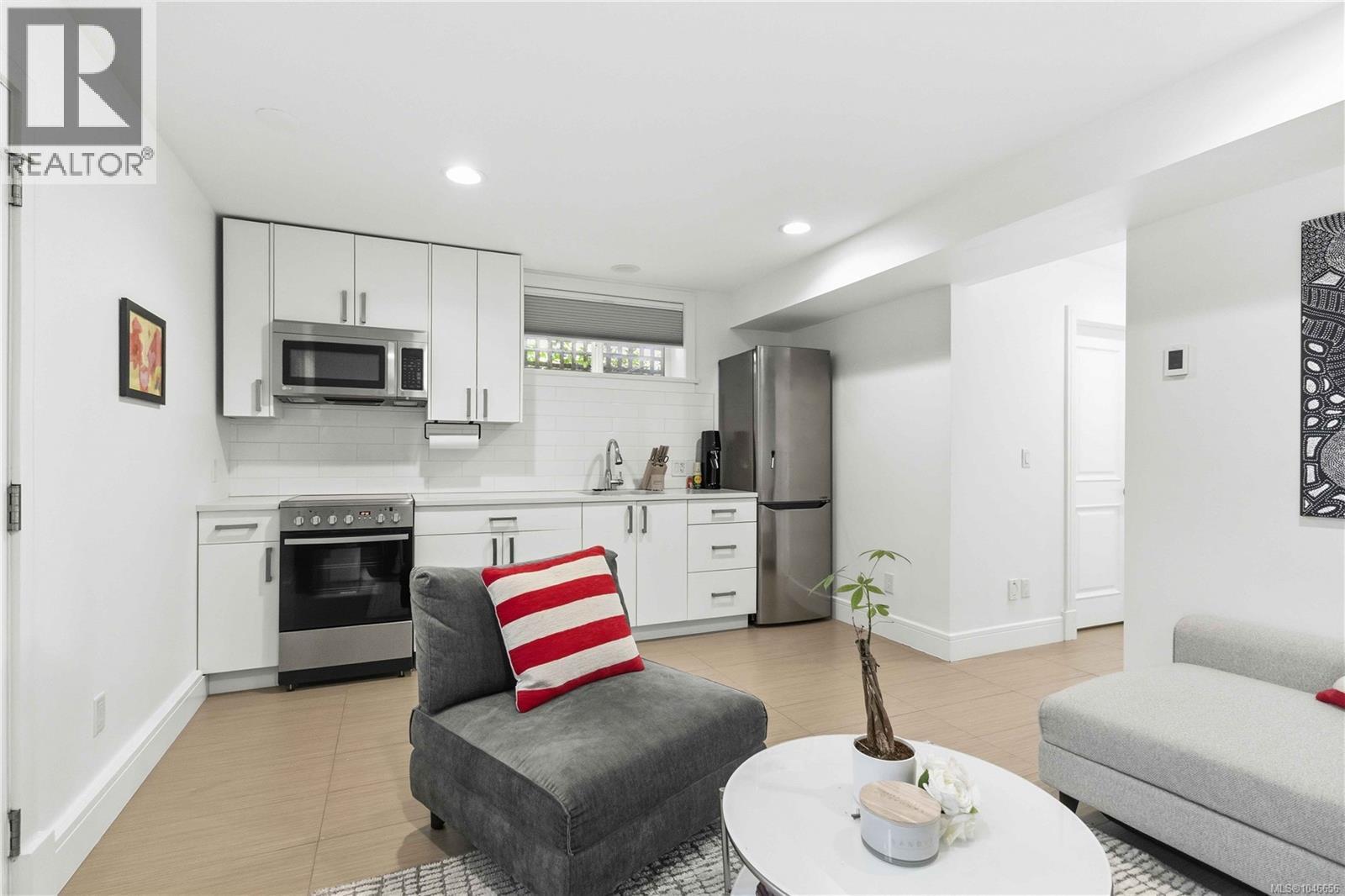 4 508 Pendray St, Victoria, British Columbia  V8V 0A9 - Photo 42 - 1046656