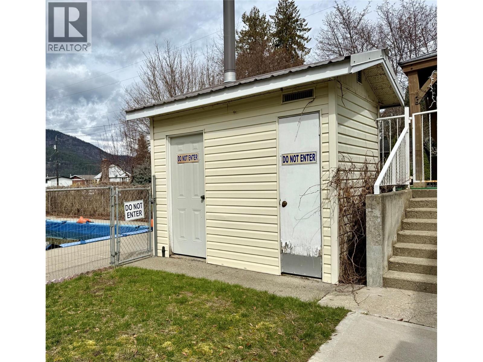 61 Kingsley Road, Christina Lake, British Columbia  V0H 1E2 - Photo 46 - 10382271