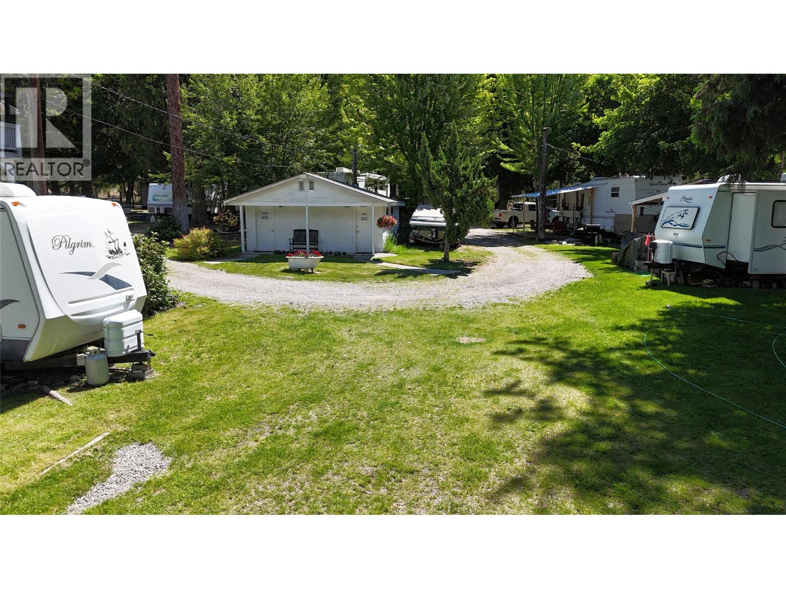 61 Kingsley Road, Christina Lake, British Columbia  V0H 1E2 - Photo 53 - 10382271