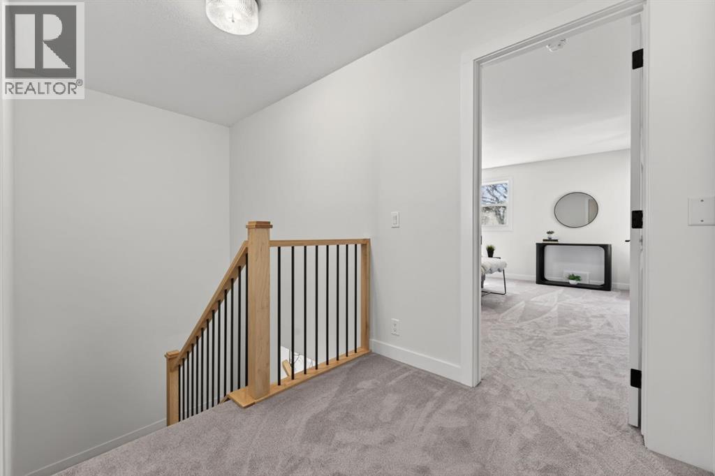 40 Bernard Way NW, Calgary, Alberta  T3K 2E9 - Photo 17 - A2330085