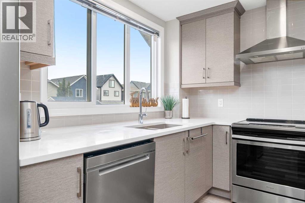 374 Magnolia Square SE, Calgary, Alberta  T3M 2W4 - Photo 10 - A2331047