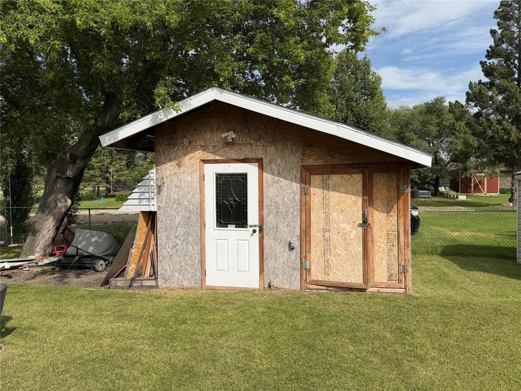12 2nd Street SW, Hamiota, Manitoba  R0M 0T0 - Photo 8 - 202620611
