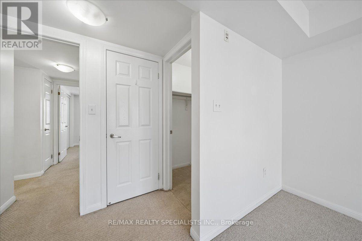 5 - 614 Shoreline Drive, Mississauga, Ontario  L5B 0A8 - Photo 34 - W13687098