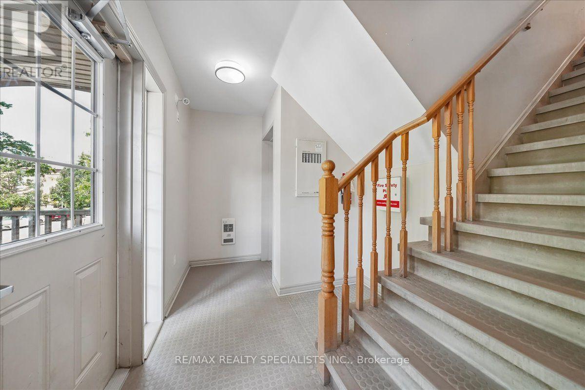 5 - 614 Shoreline Drive, Mississauga, Ontario  L5B 0A8 - Photo 44 - W13687098