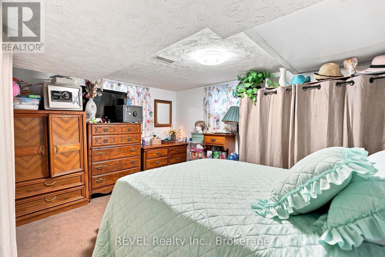 5699 Montrose Road, Niagara Falls, Ontario  L2H 1K9 - Photo 21 - X13686744