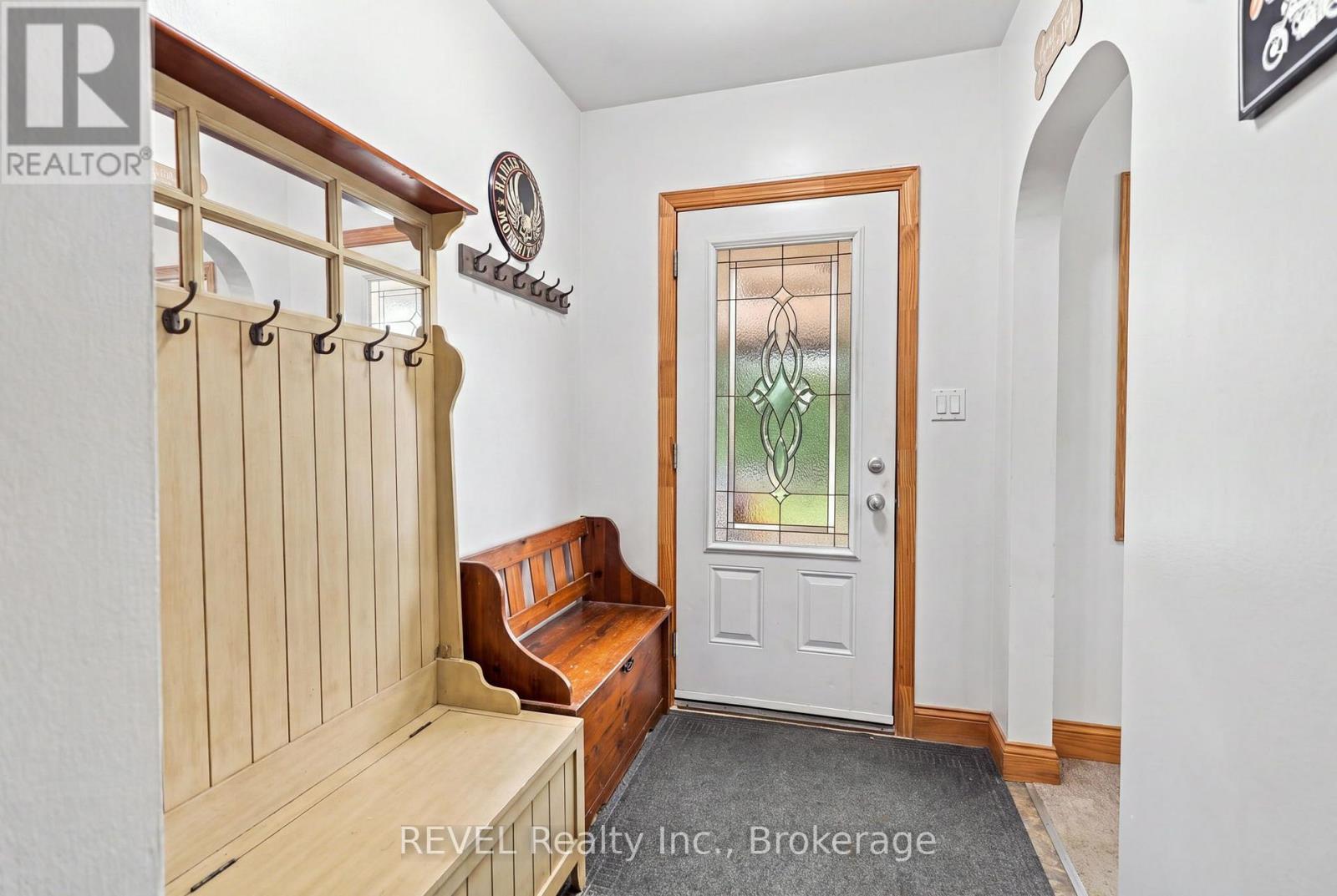 5699 Montrose Road, Niagara Falls, Ontario  L2H 1K9 - Photo 6 - X13686744