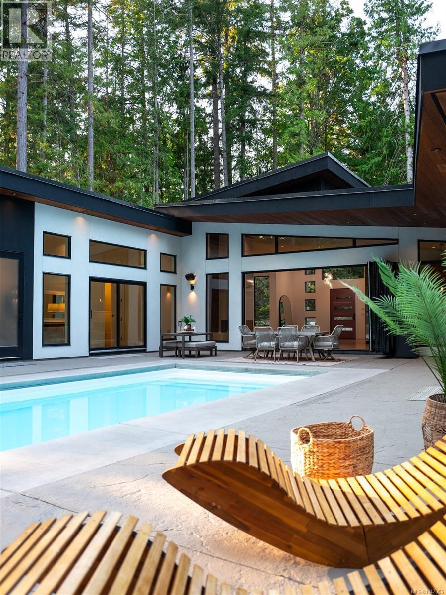 867 Bradley Dyne Rd, North Saanich, British Columbia  V8L 5H1 - Photo 27 - 1047055