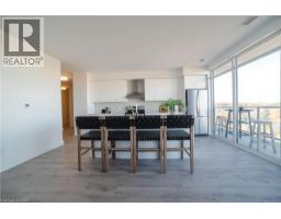15 GLEBE Street Unit# 1701, Cambridge, Ontario
