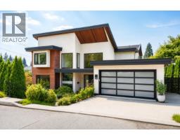 955 FOREST HILLS DRIVE, North Vancouver, British Columbia