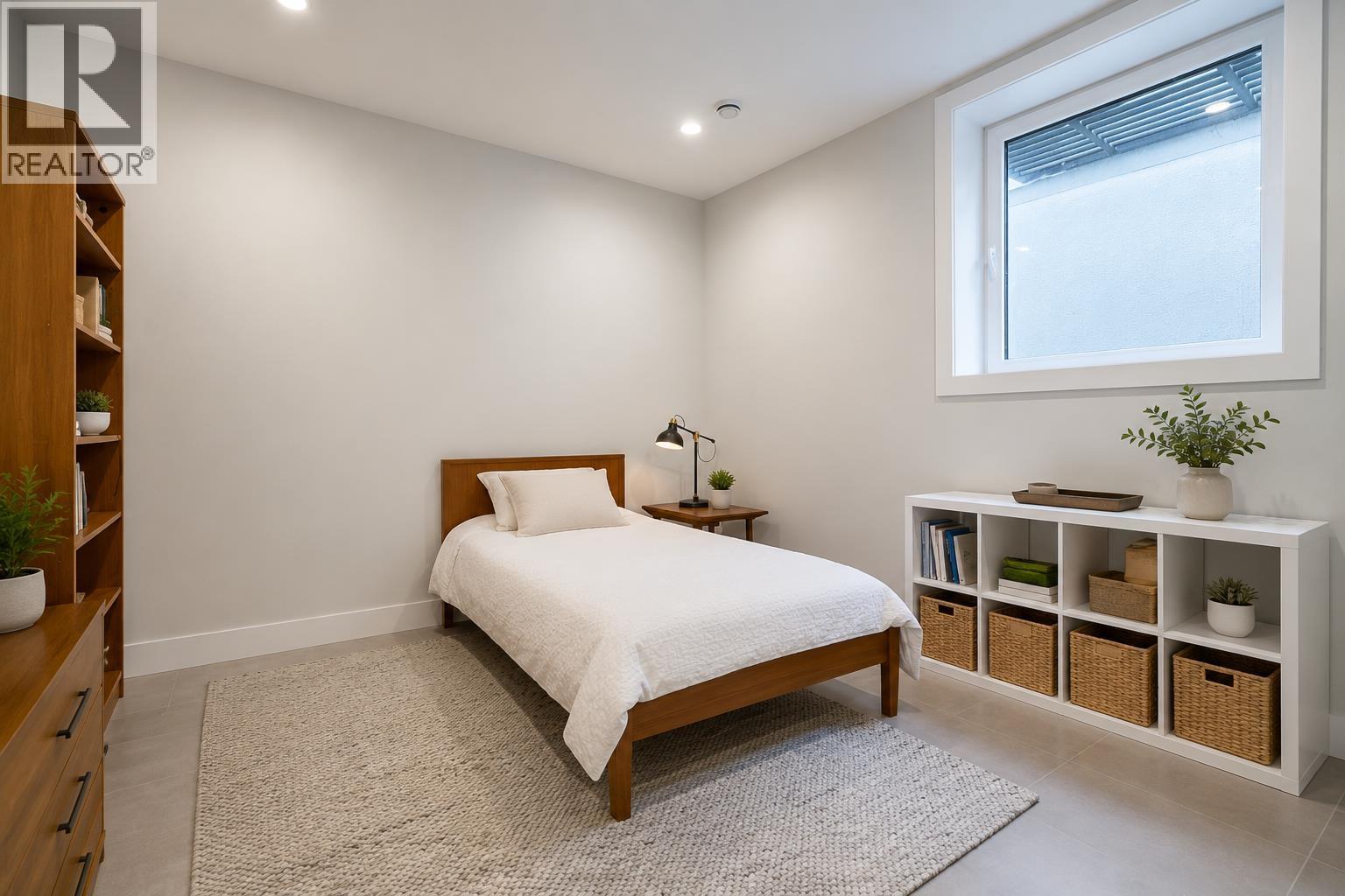 955 Forest Hills Drive, North Vancouver, British Columbia  V7R 1N4 - Photo 38 - R3156689